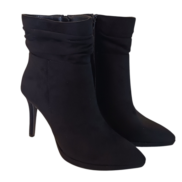 Womens Black Stiletto Booties Faux Suede NWT 9M - Picture 1 of 7